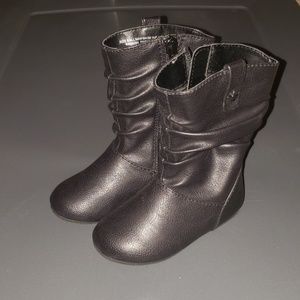 Girl boots